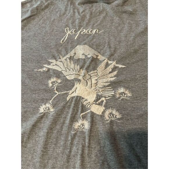 Pacsun Unisex  Gray Embroidered Dragon Long Sleeve Tee Size XL - Picture 6 of 10